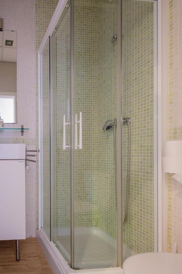 Pelicano Seville Apartments Kültér fotó